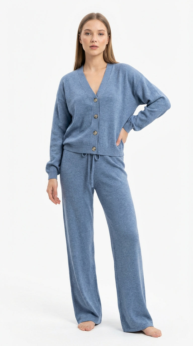 Conjunto de Punto con Cárdigan y Pantalón